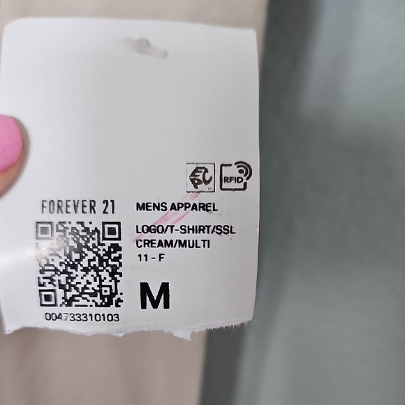 Mean Girls Winter Talent Show T-Shirt in Tan NWT Medium - Picture 6 of 7